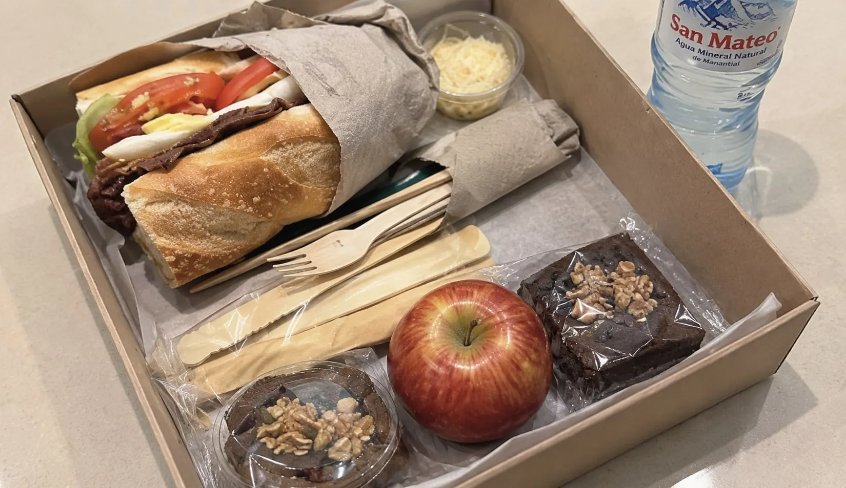 Box lunch